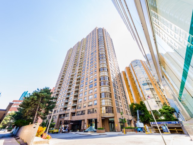 Residences of the Madison Centre