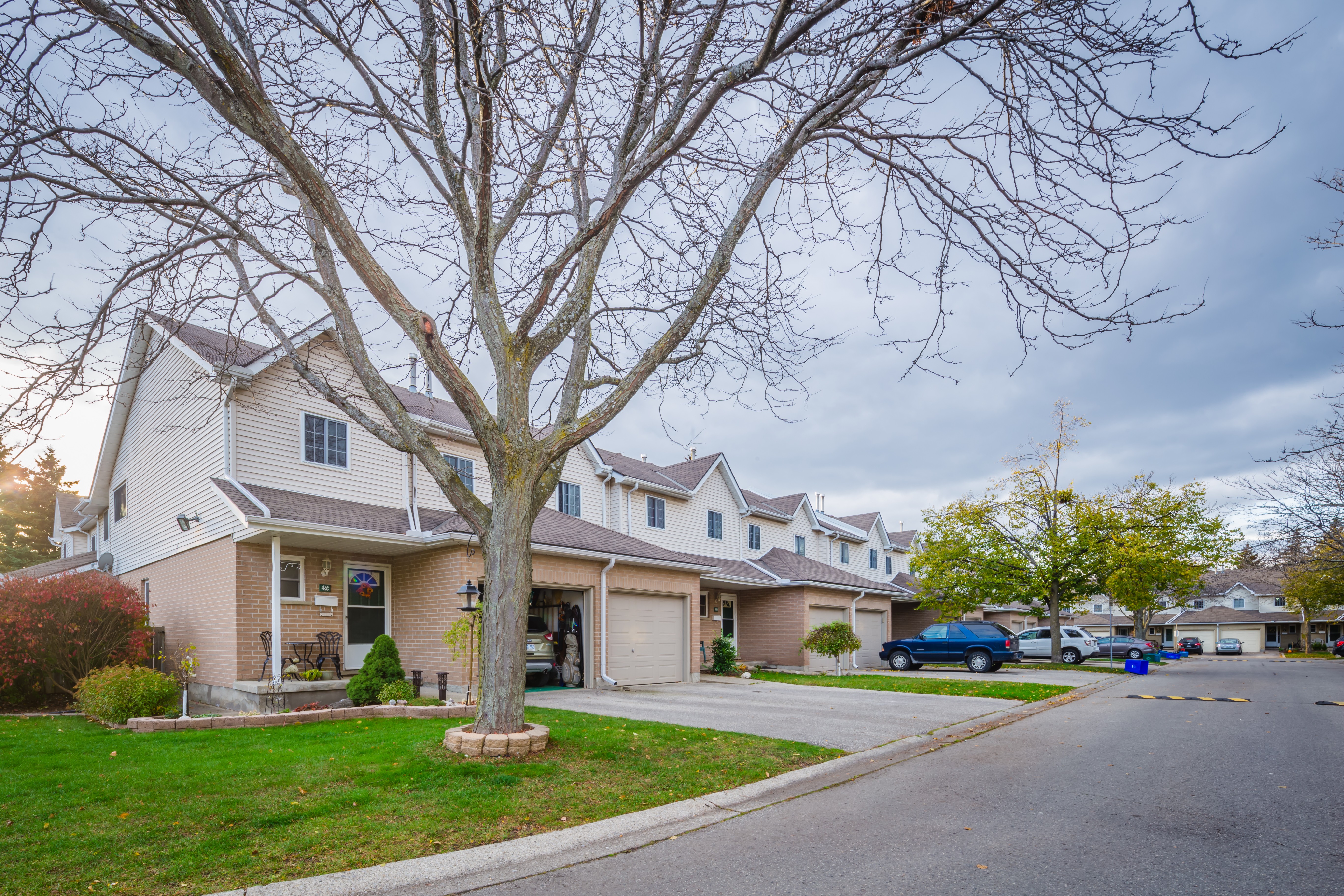 Rosewood Village at 10 Holborn Crt, Kitchener 0