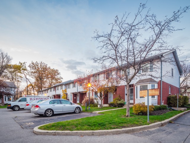 219 Kingswood Drive photo