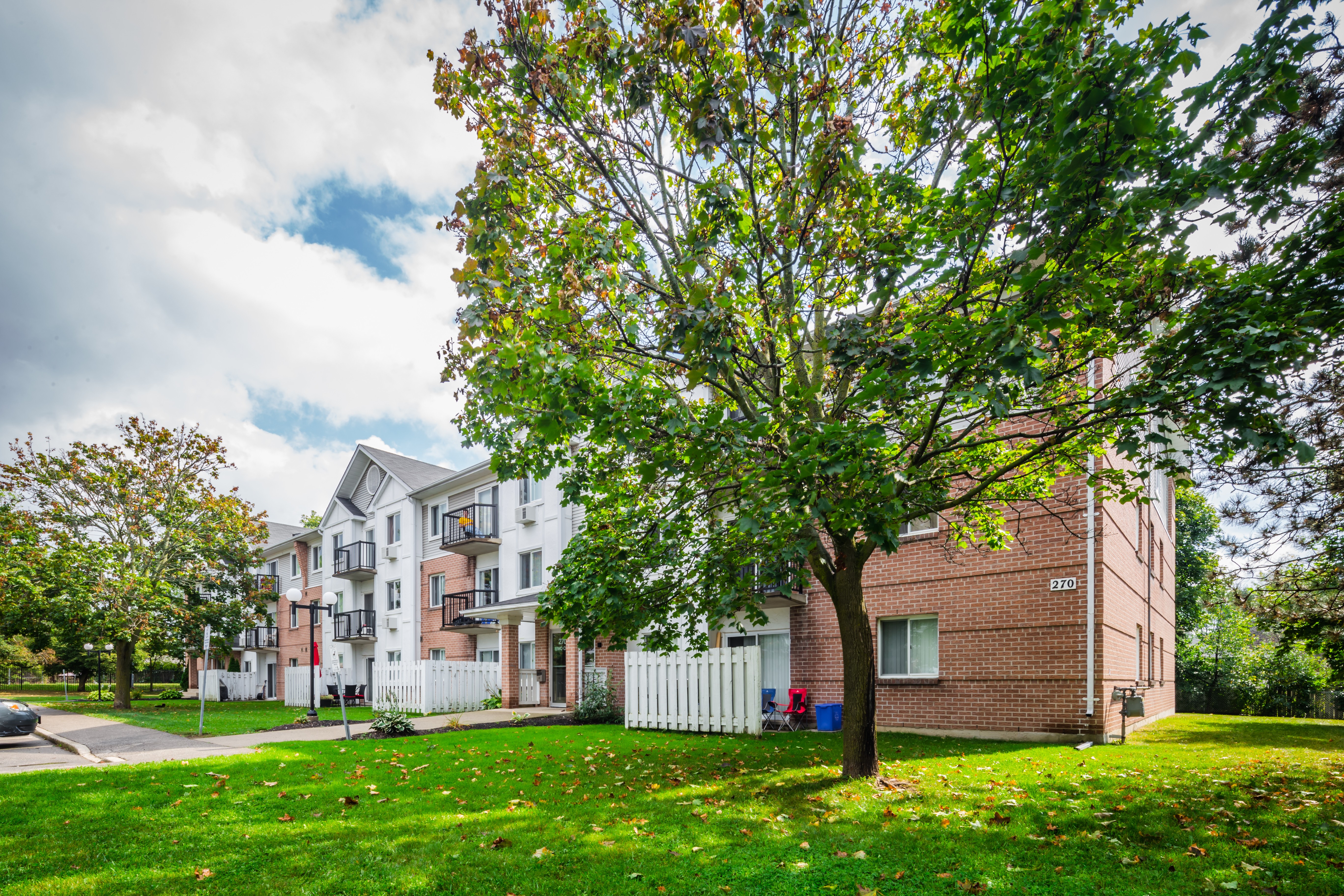 Eiwo Court Condominiums at 275 Eiwo Crt, Waterloo 0