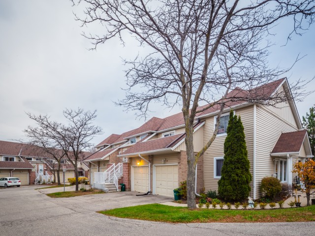 240 Highland Crescent photo