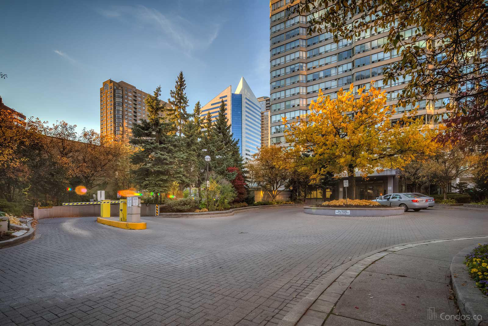 Rodeo Walk at 30 Greenfield Ave, Toronto 1