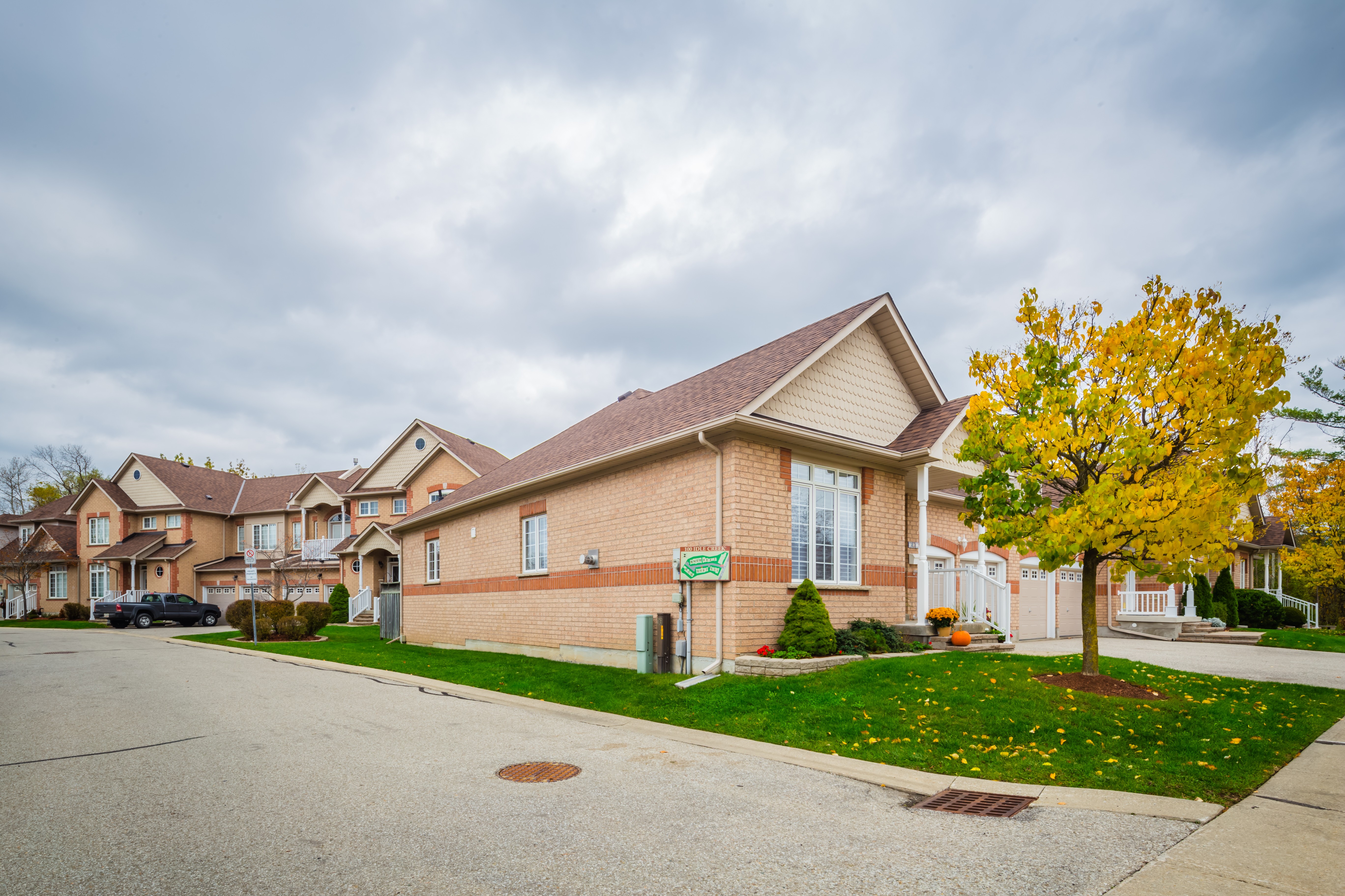 Idle Creek Estates at 100 Idle Creek Dr, Kitchener 1