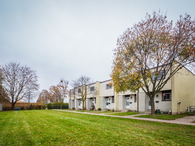Montgrade Court photo