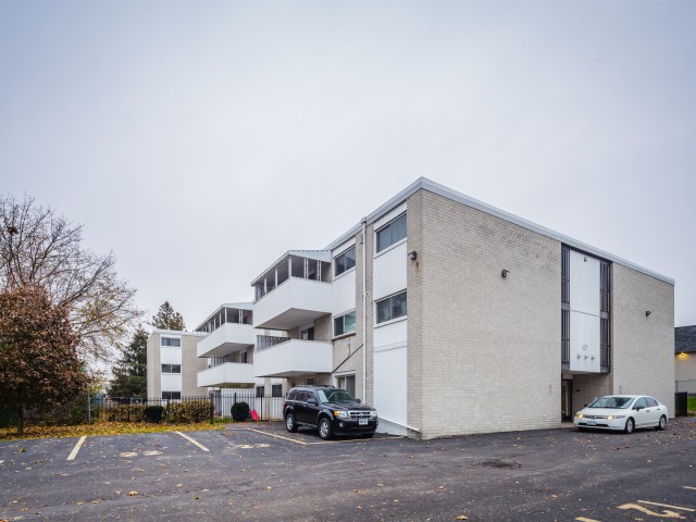 Mooregate Crescent photo