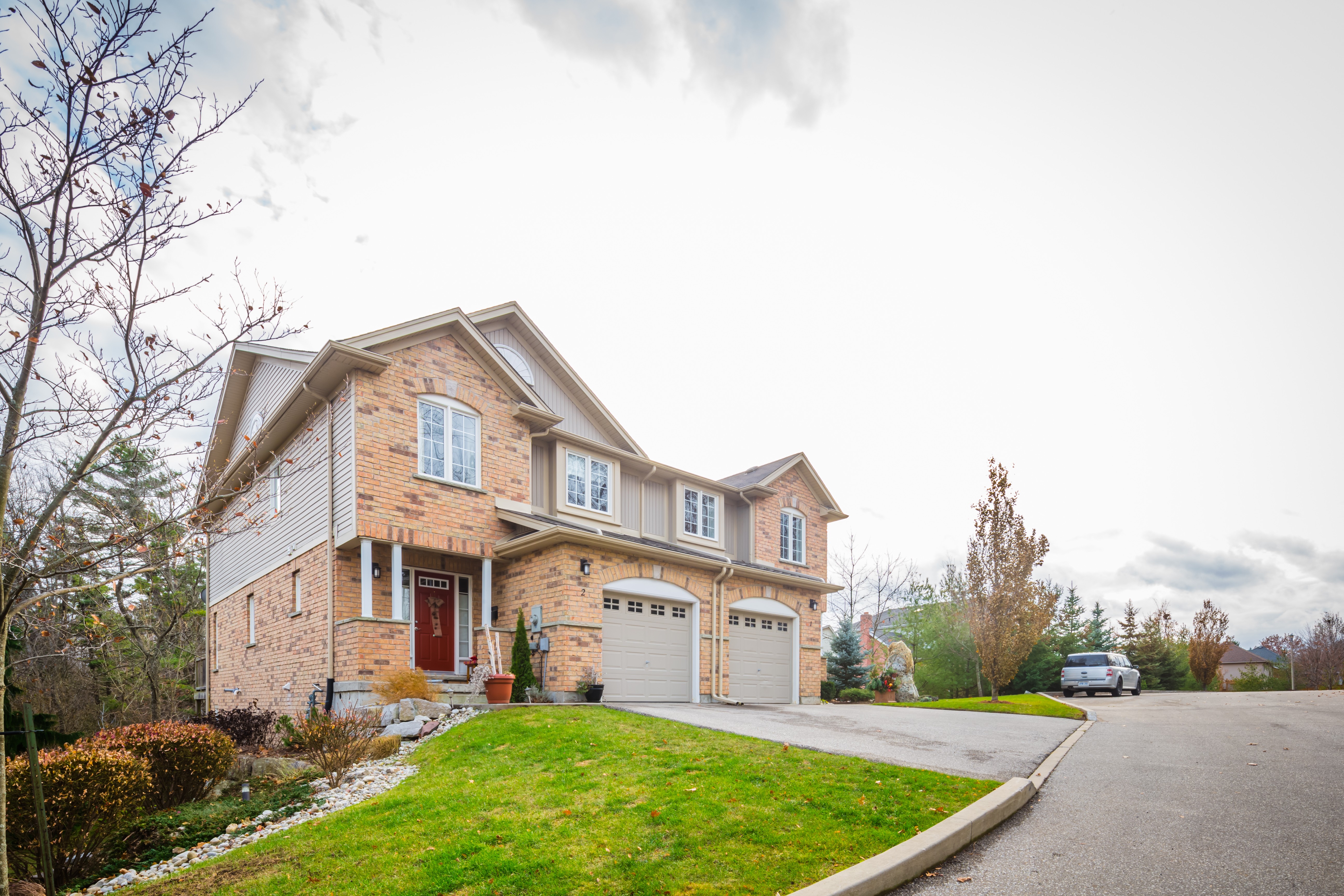 Carolinian Heights at 15 Bannister Crt, Cambridge 0