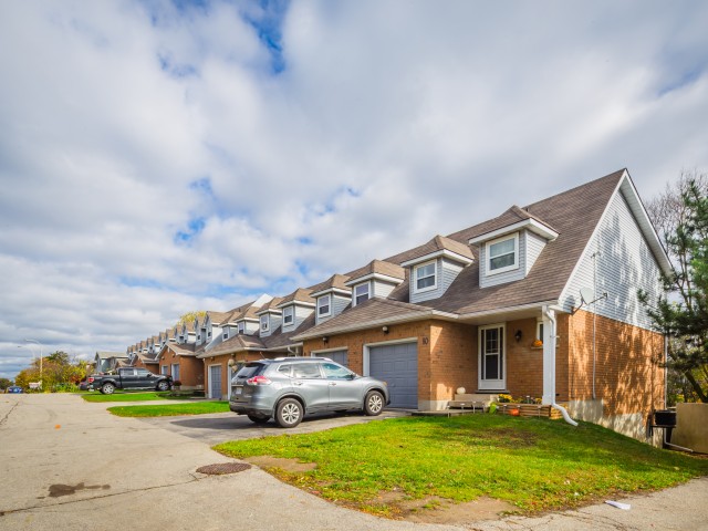 Caprice Court photo