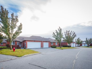 Savannah Oaks Condominiums photo