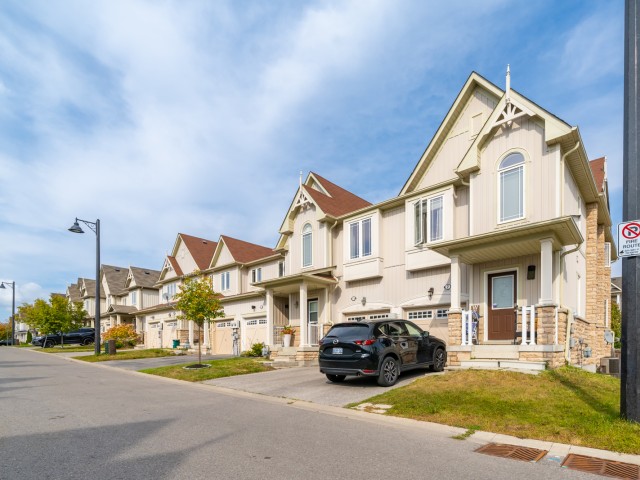 2-95 Connell Lane Townhomes photo