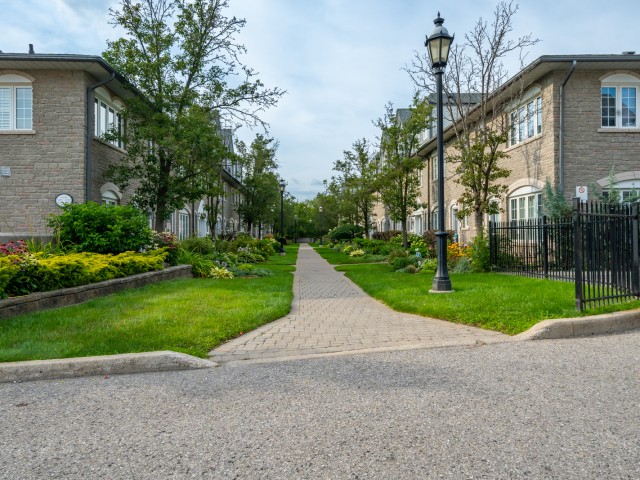 Chateau by the Park hero image