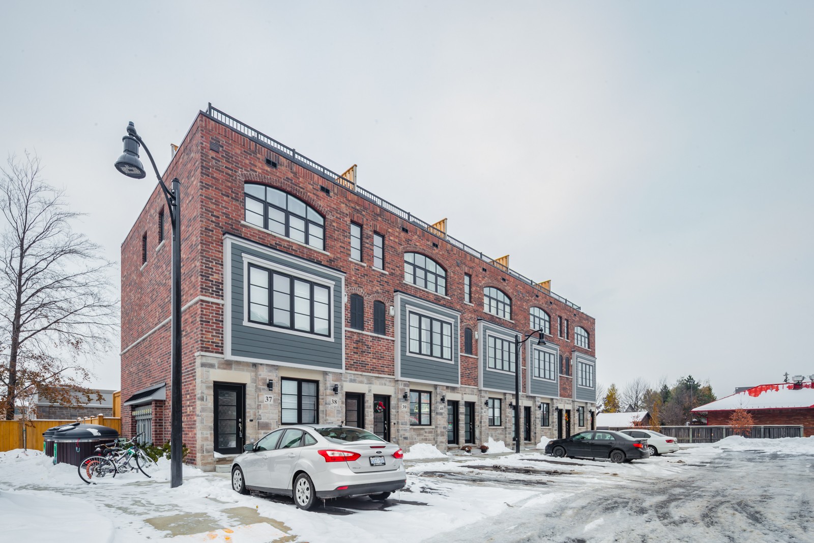 The Tannery of Waterdown Townhouses 219 Dundas St E 1 Townhouse for