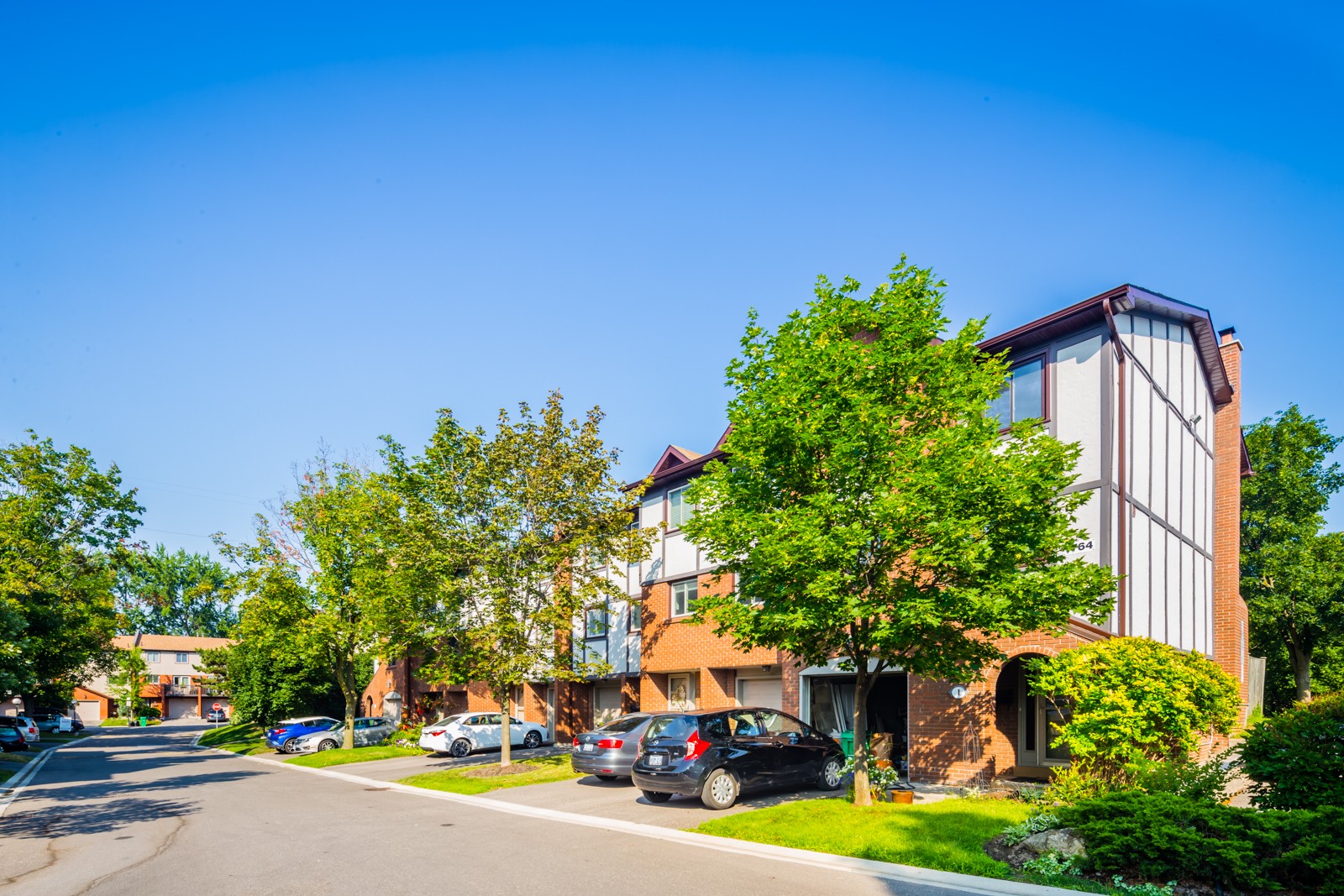 1764 Rathburn Road Townhomes 1764 Rathburn Rd E 1 Townhouse for