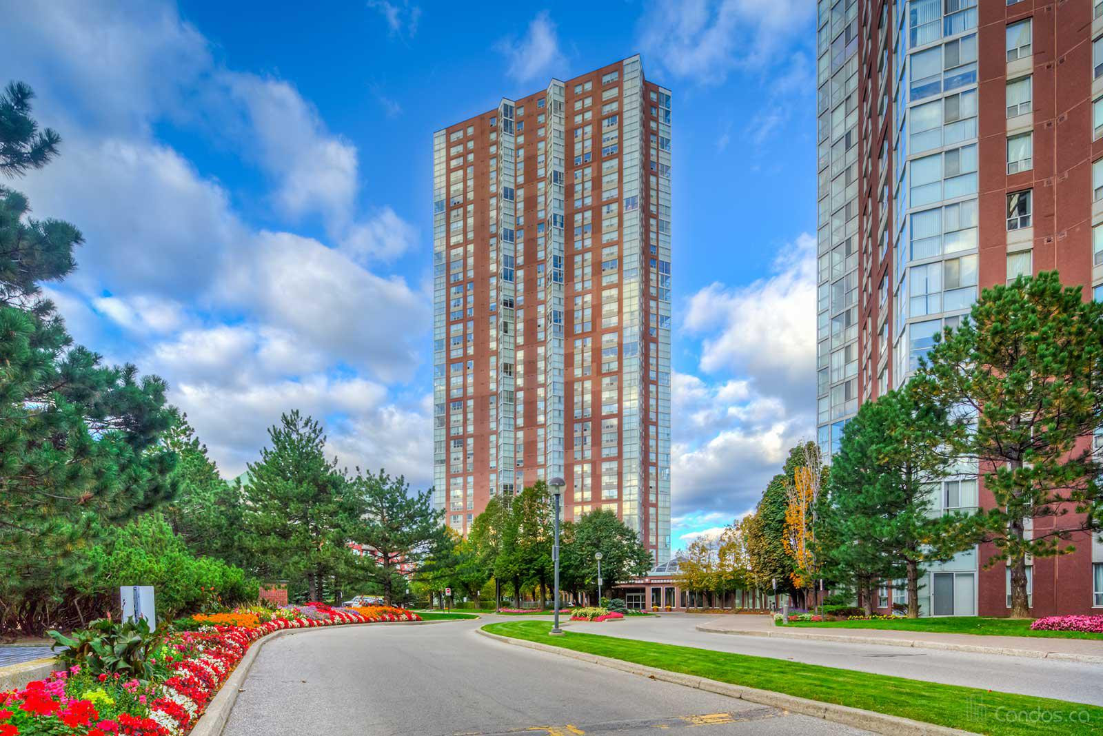 Concorde Park Ⅱ at 7 Concorde Pl, Toronto 1