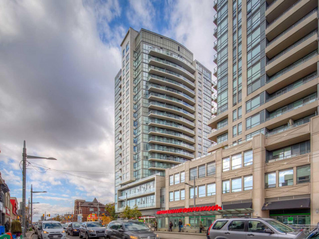 530 St Clair West photo