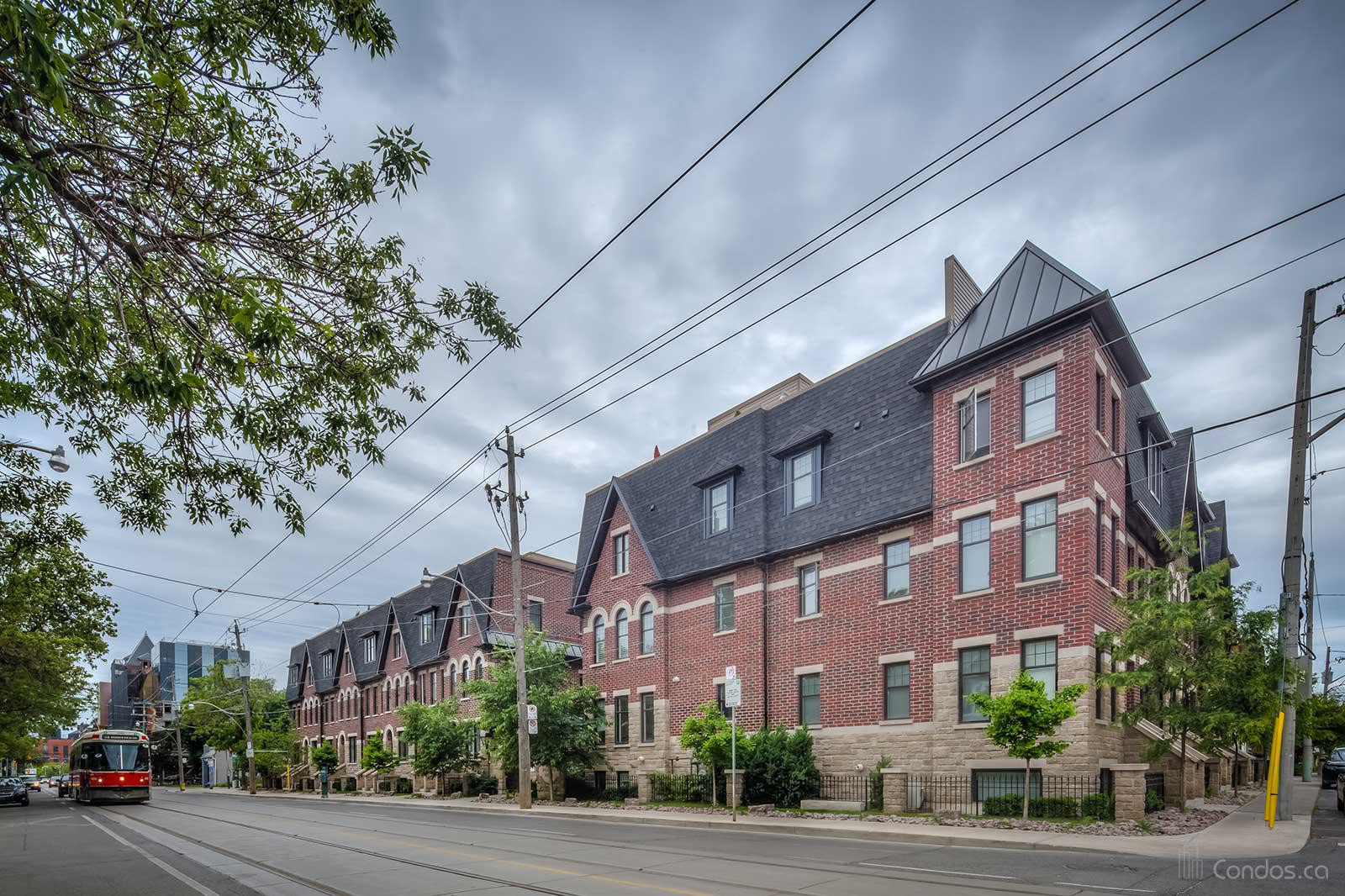 Riverside Towns at 150 Broadview Ave, Toronto 1