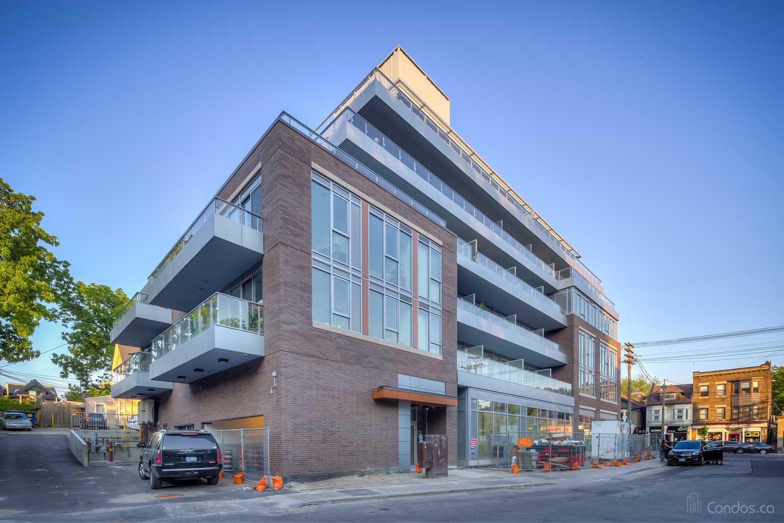 Lakehouse Beach Residences at 1960 Queen St E, Toronto 1