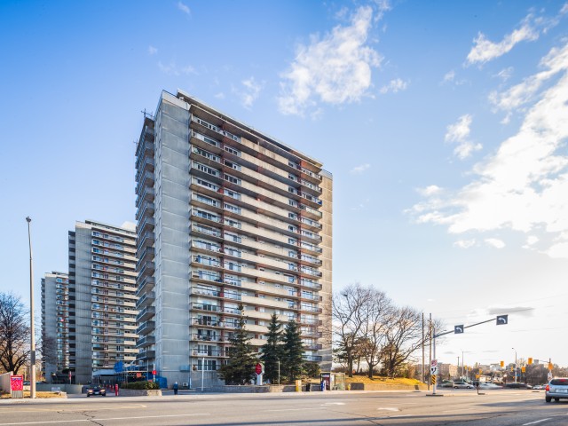 Chateau Vanier Condos photo