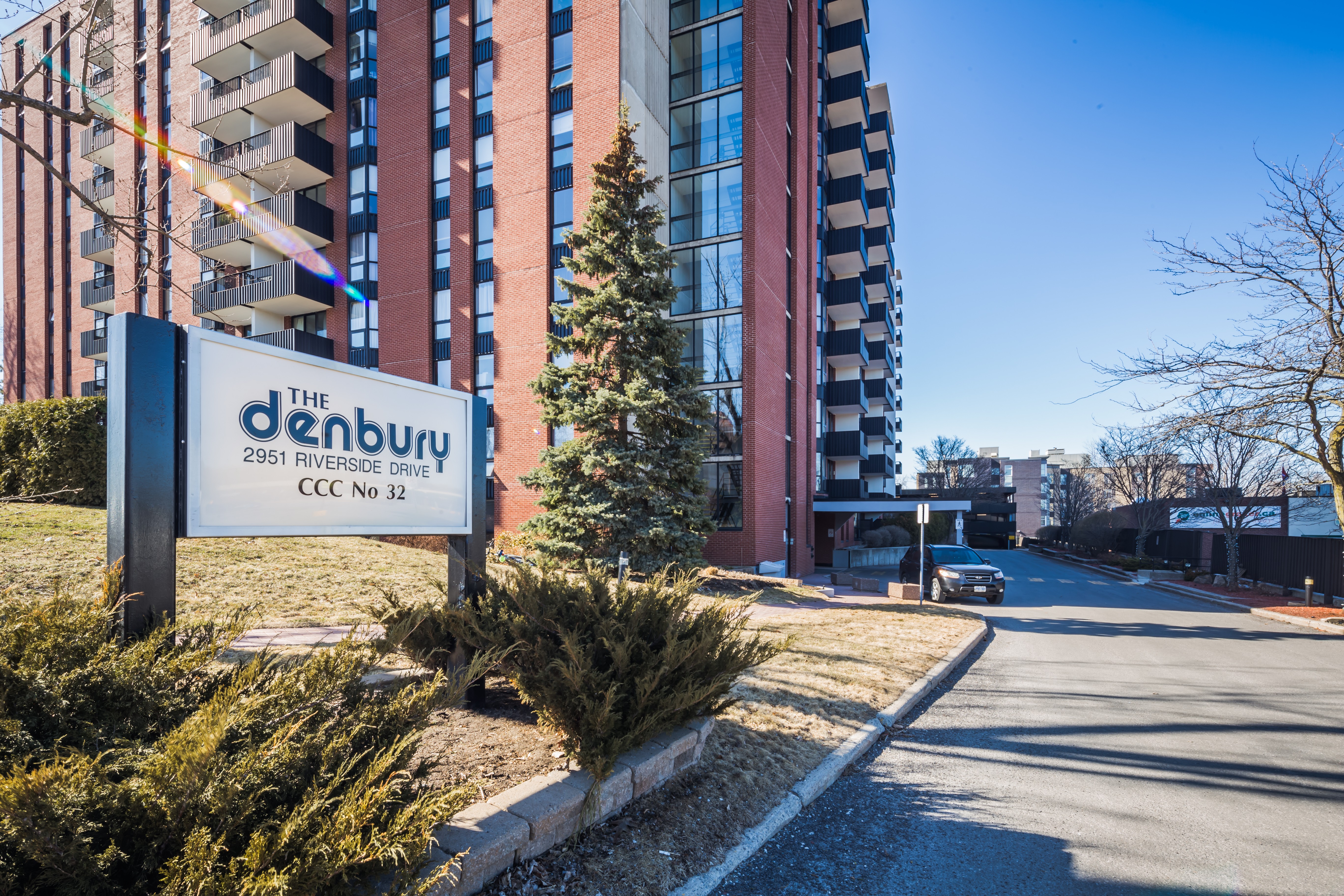 The Denbury Condos | 2951 Riverside Dr, 1 for sale | Condos.ca