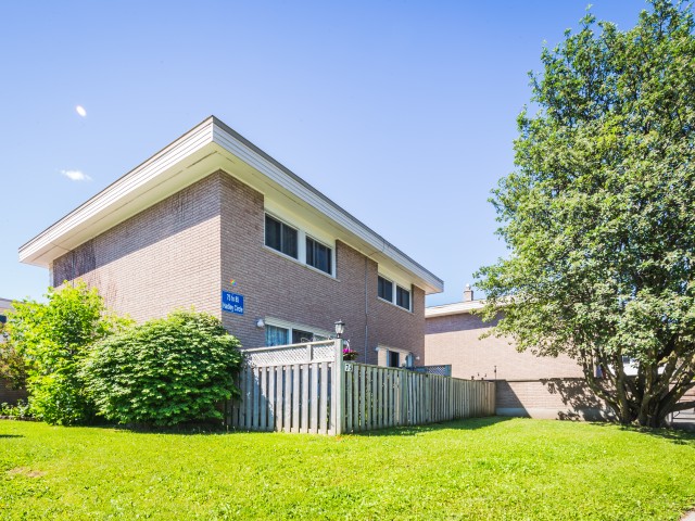 Tanglewood Square photo