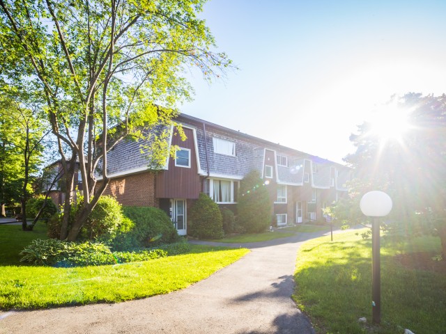 Riverside Court photo