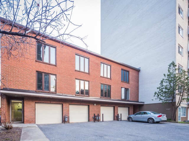 74 Somerset Street West Condos photo
