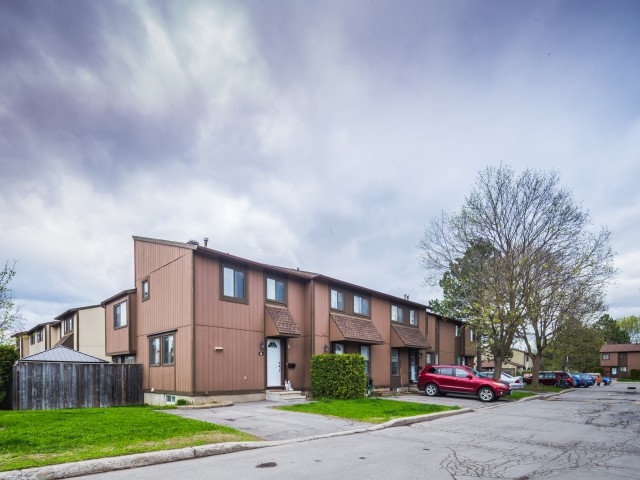 1 Vanessa Terrace Townhomes photo