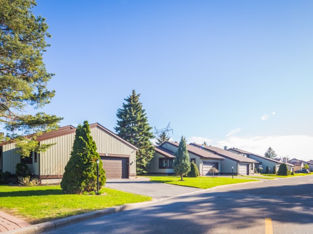 Spyglass Ridge Townhouses photo