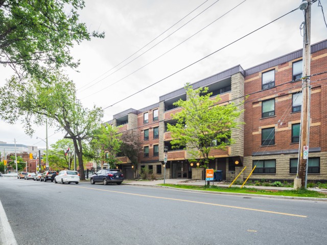 201 Laurier Avenue East photo