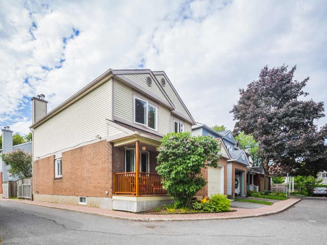 231 Dovercourt Avenue photo