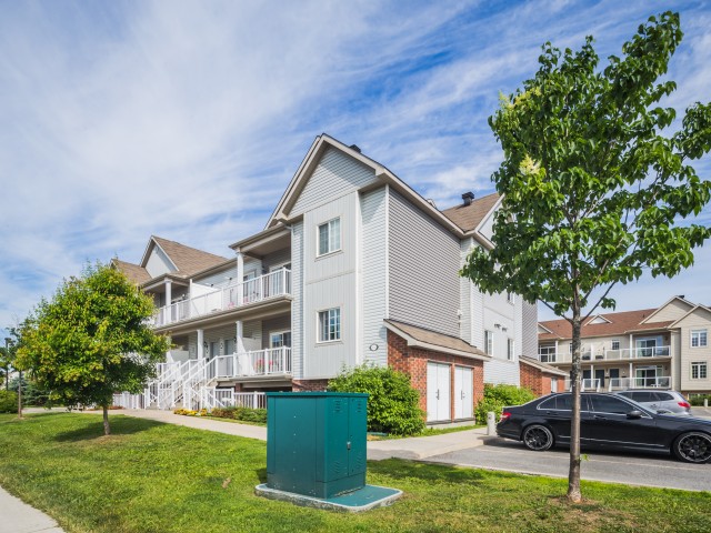 Artesa Private Condos photo