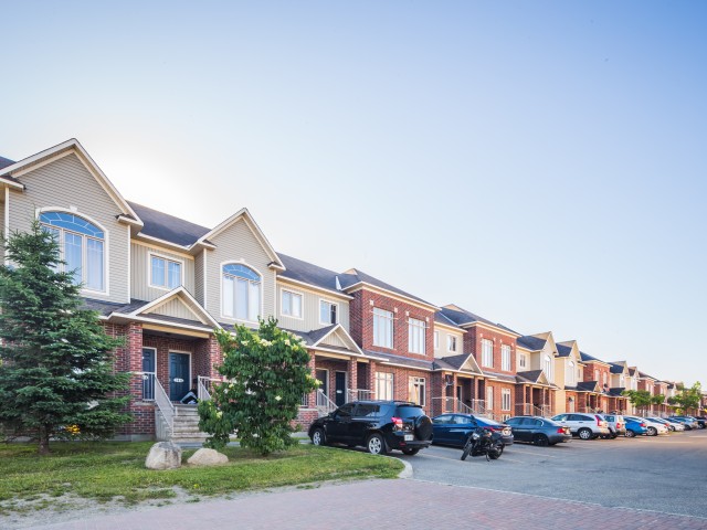 Baycrest Gardens photo