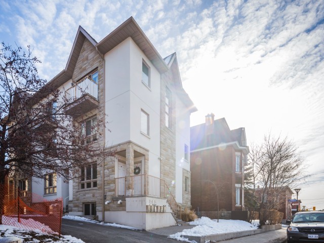 345 Bronson photo