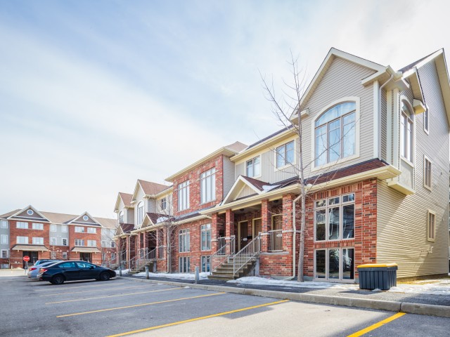 Elite Private Townhomes photo