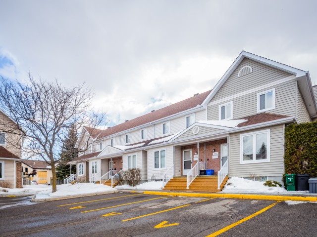 Loranger Court Townhouses photo