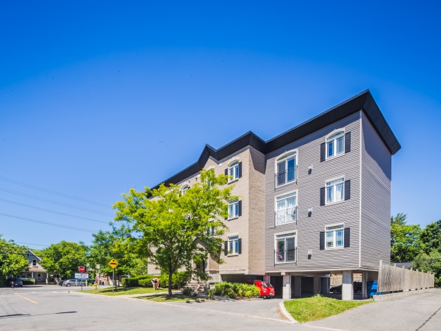 711 Churchill North photo