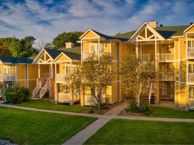 Carriage Country Club Towns photo