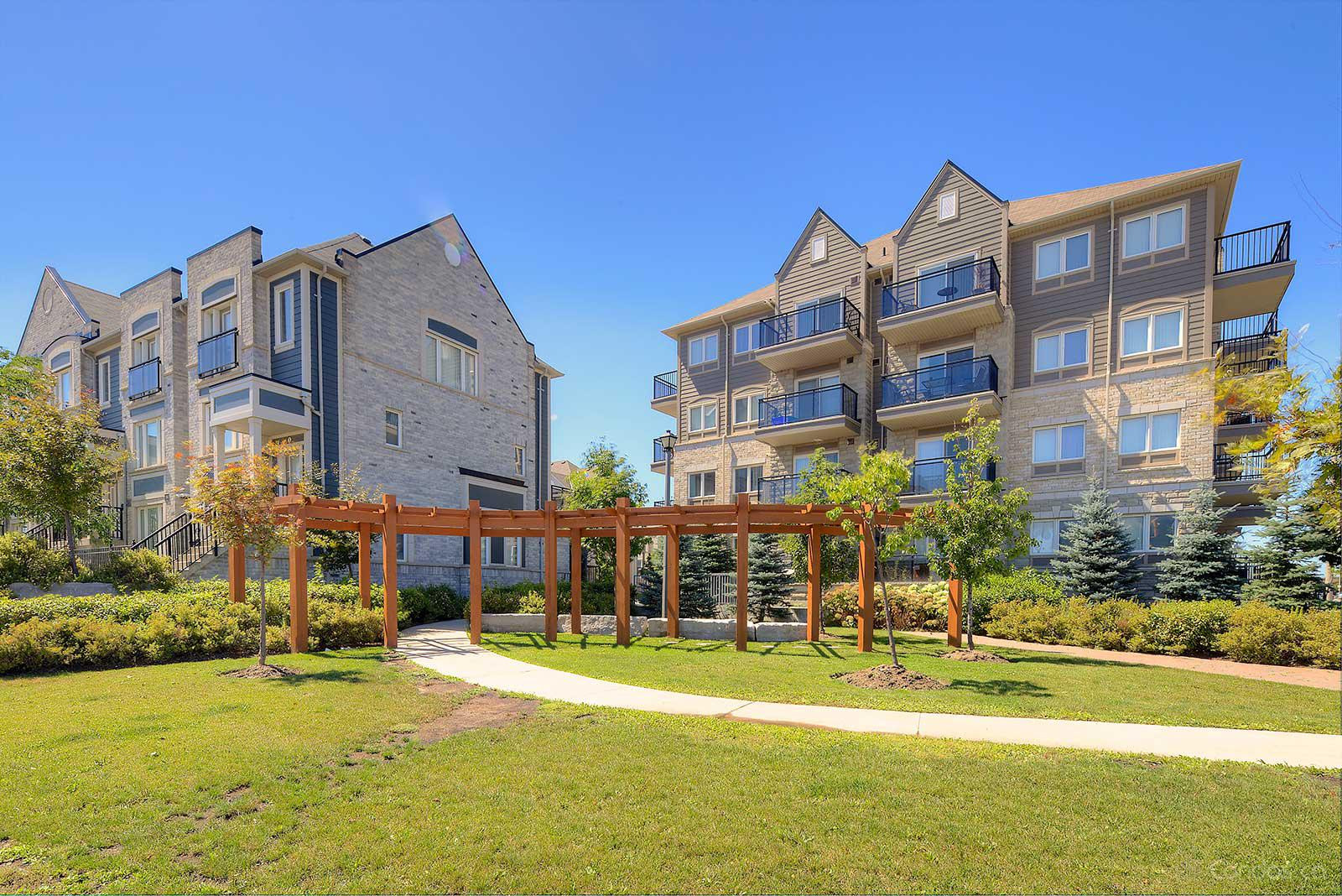 Destination Drive II at 3050 Erin Centre Blvd, Mississauga 1