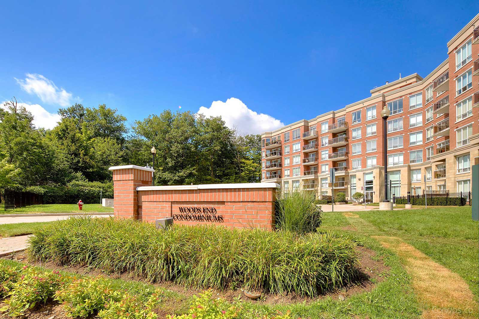 Woods End Condominiums at 483 Faith Dr, Mississauga 1