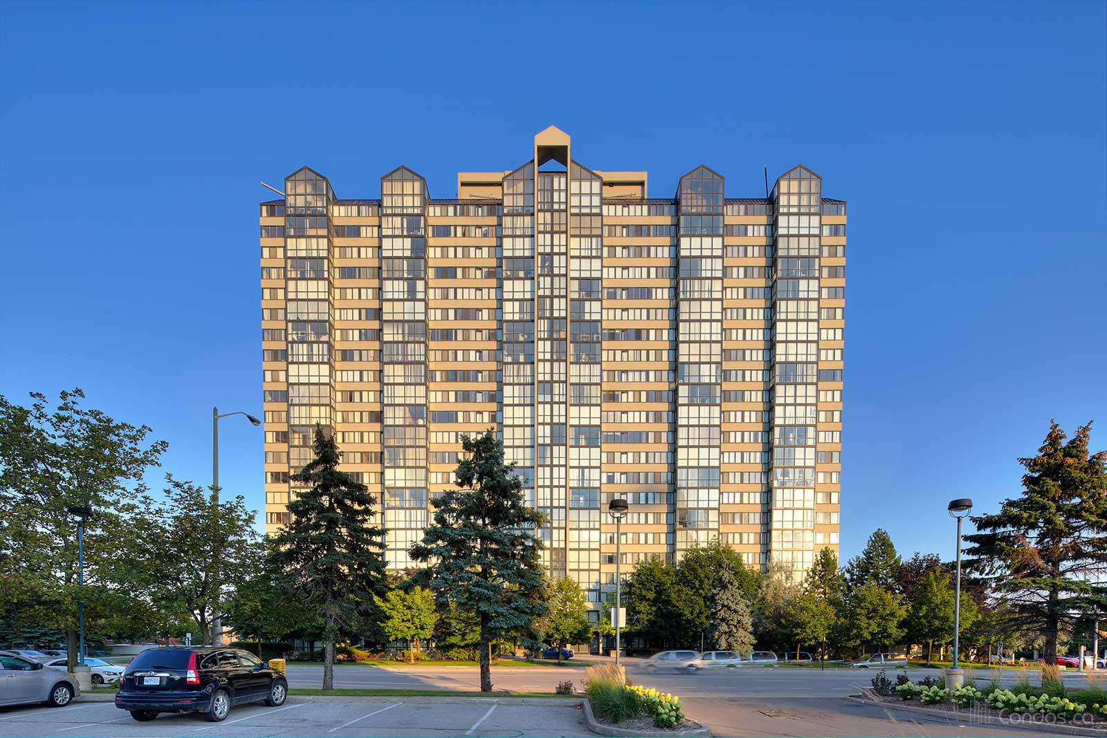 The Platinum at 350 Webb Dr, Mississauga 0