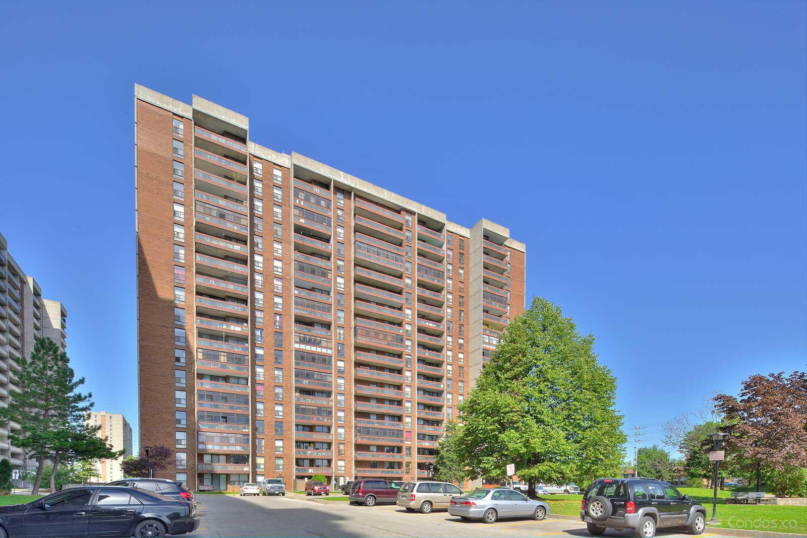 Fraser Towers at 21 Knightsbridge Rd, Brampton 1