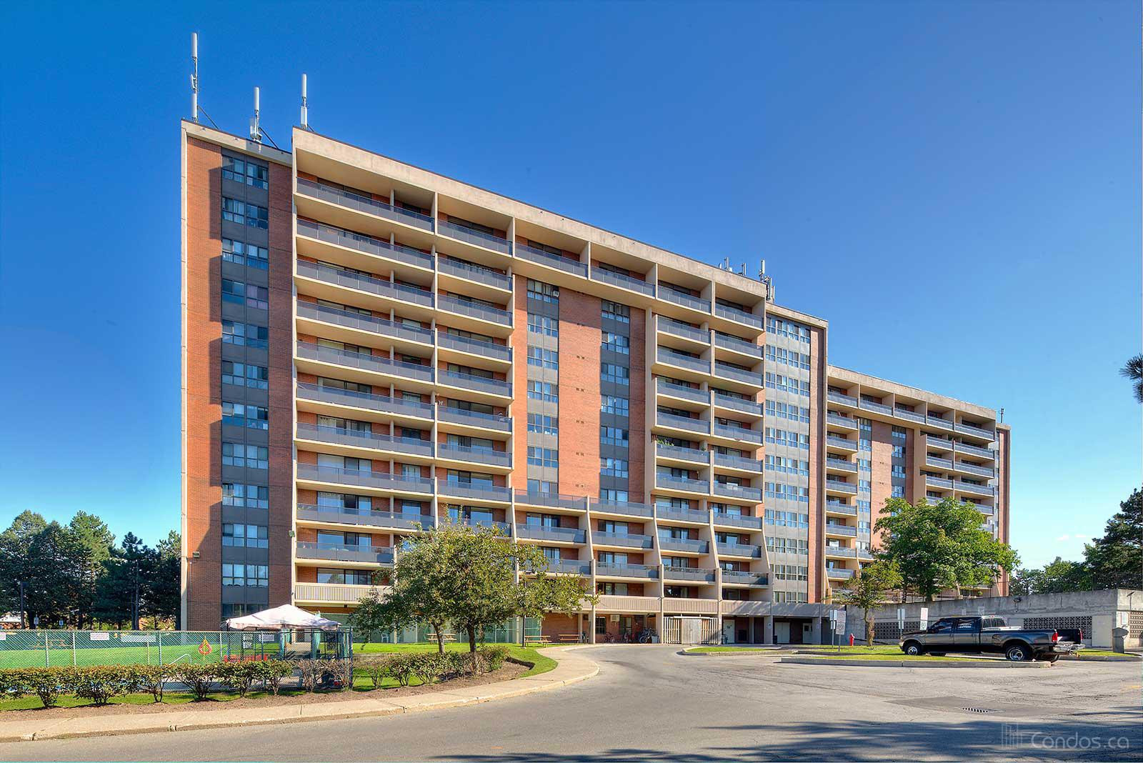 The Aquitaine at 2929 Aquitaine Ave, Mississauga 1