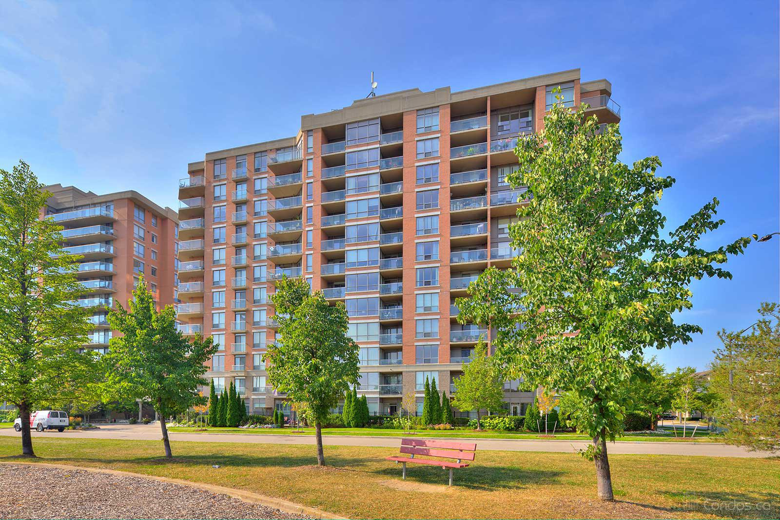 1150 Parkwest Pl Village Terrace Condos 2 Condos for Sale Condos.ca