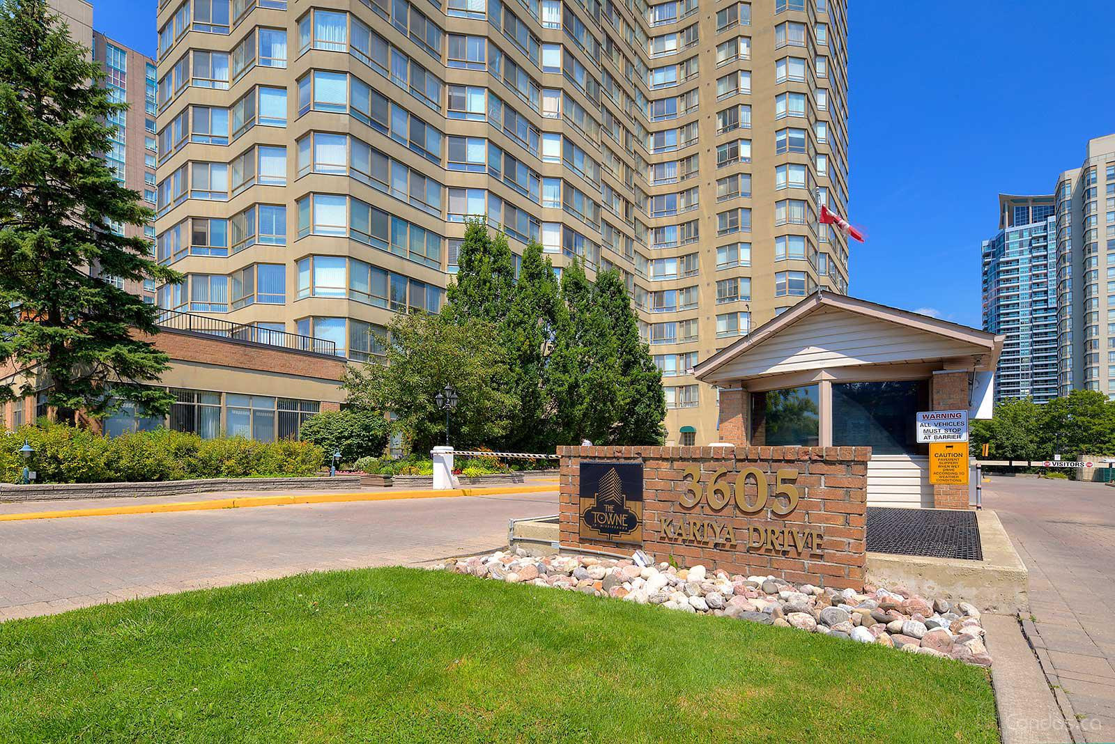 The Towne at 3605 Kariya Dr, Mississauga 1