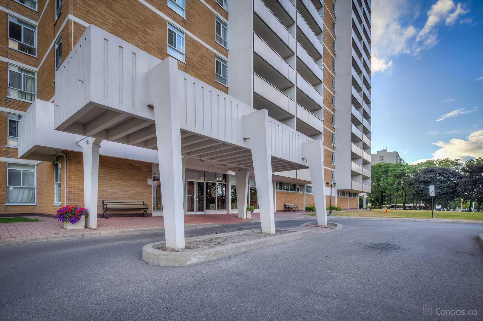 Corinthian Towers at 2550 Pharmacy Ave, Toronto 0