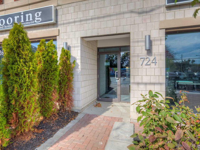 724 Sheppard Condos hero image