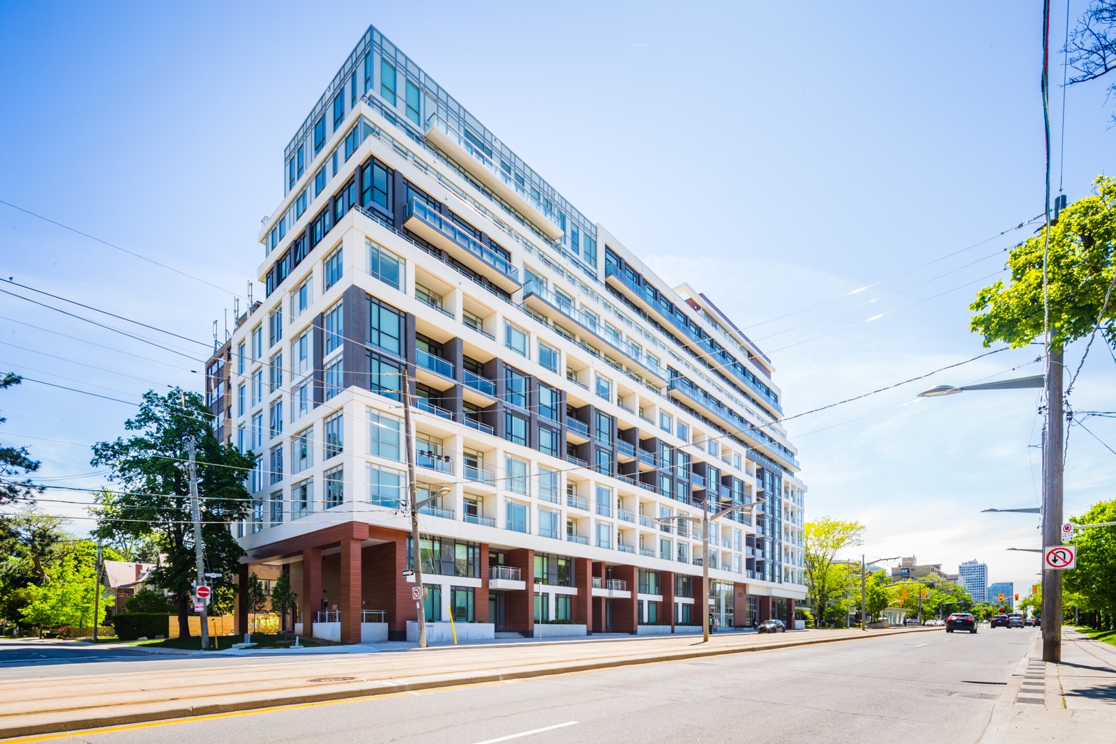 Zigg Condos at 223 St Clair Ave W, Toronto 1