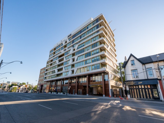 Avenue 151 Yorkville photo