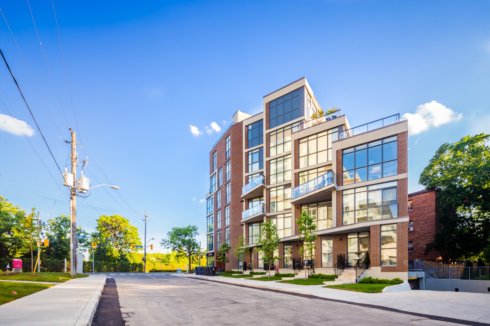 Hunt Club Terrace at 2A Queensbury Ave, Toronto 1