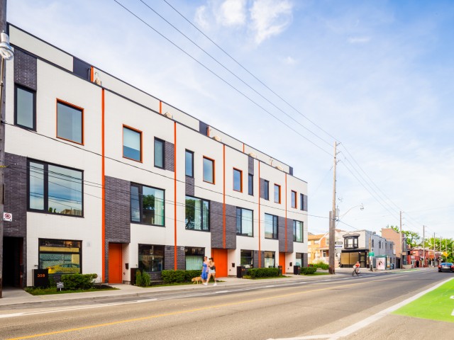 Oben Flats Harbord Towns photo