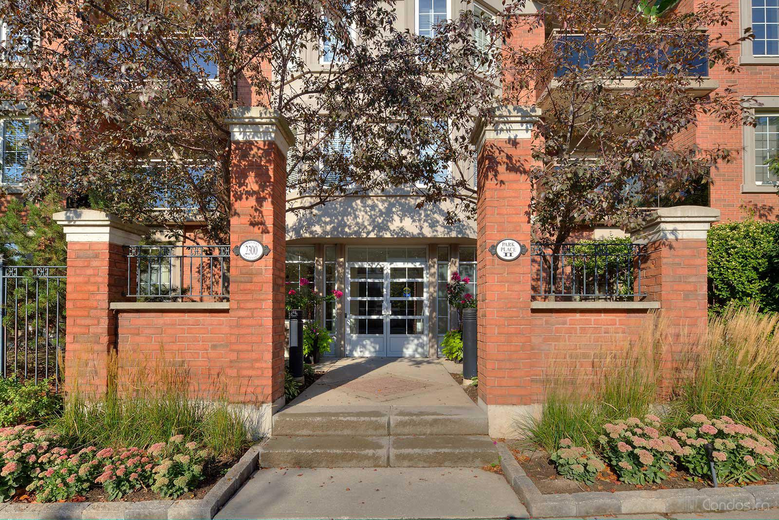 Park Place II at 2301 Parkhaven Blvd, Oakville 1